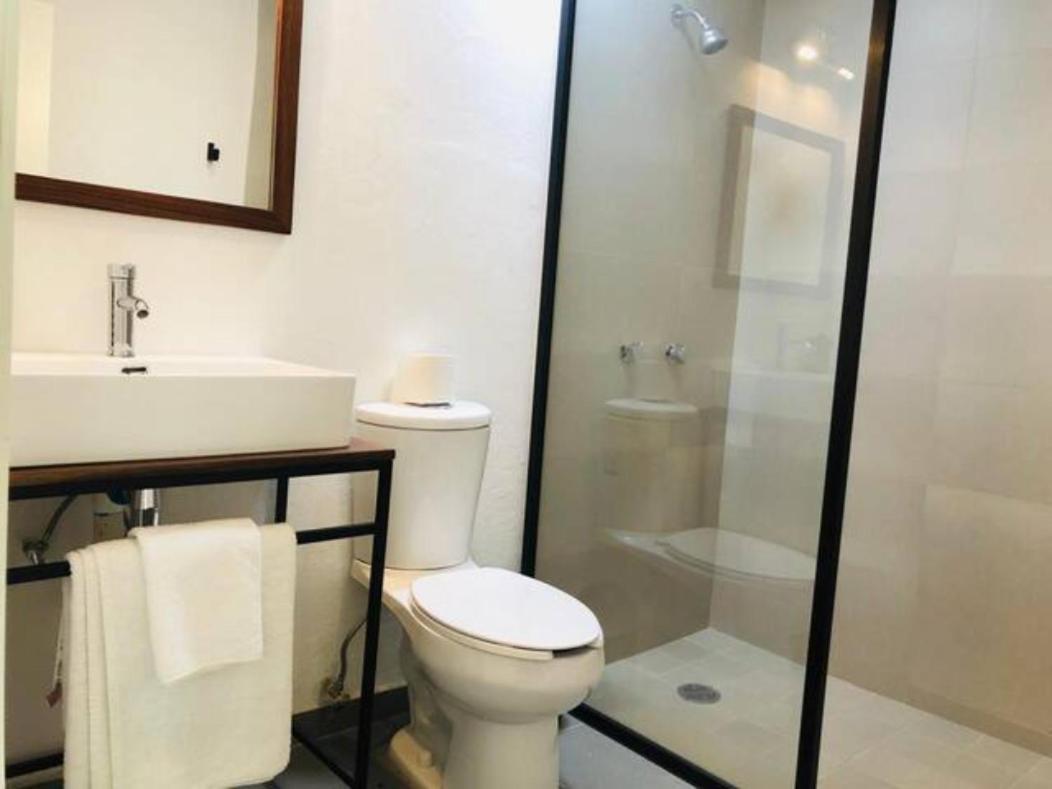 Aparthotel Urban Gran Plaza à Zapopan Extérieur photo
